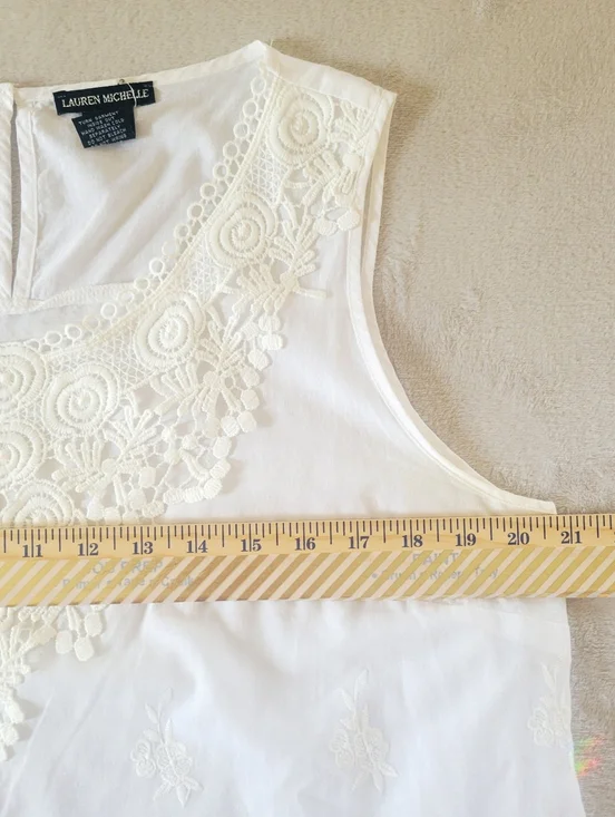 White Cotton Eyelet Embroidered Lace Crochet Trim Sleeveless Top Large Boho - Picture 4 of 8